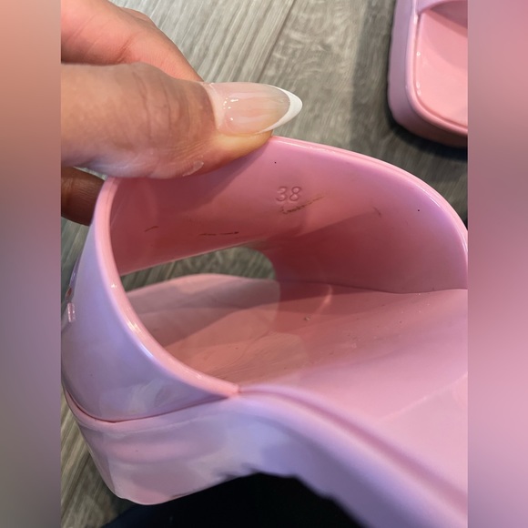 Gucci Shoes - Picture 6 of 7